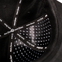 Laden Sie das Bild in den Galerie-Viewer, DJs4DJs Snapback (black)